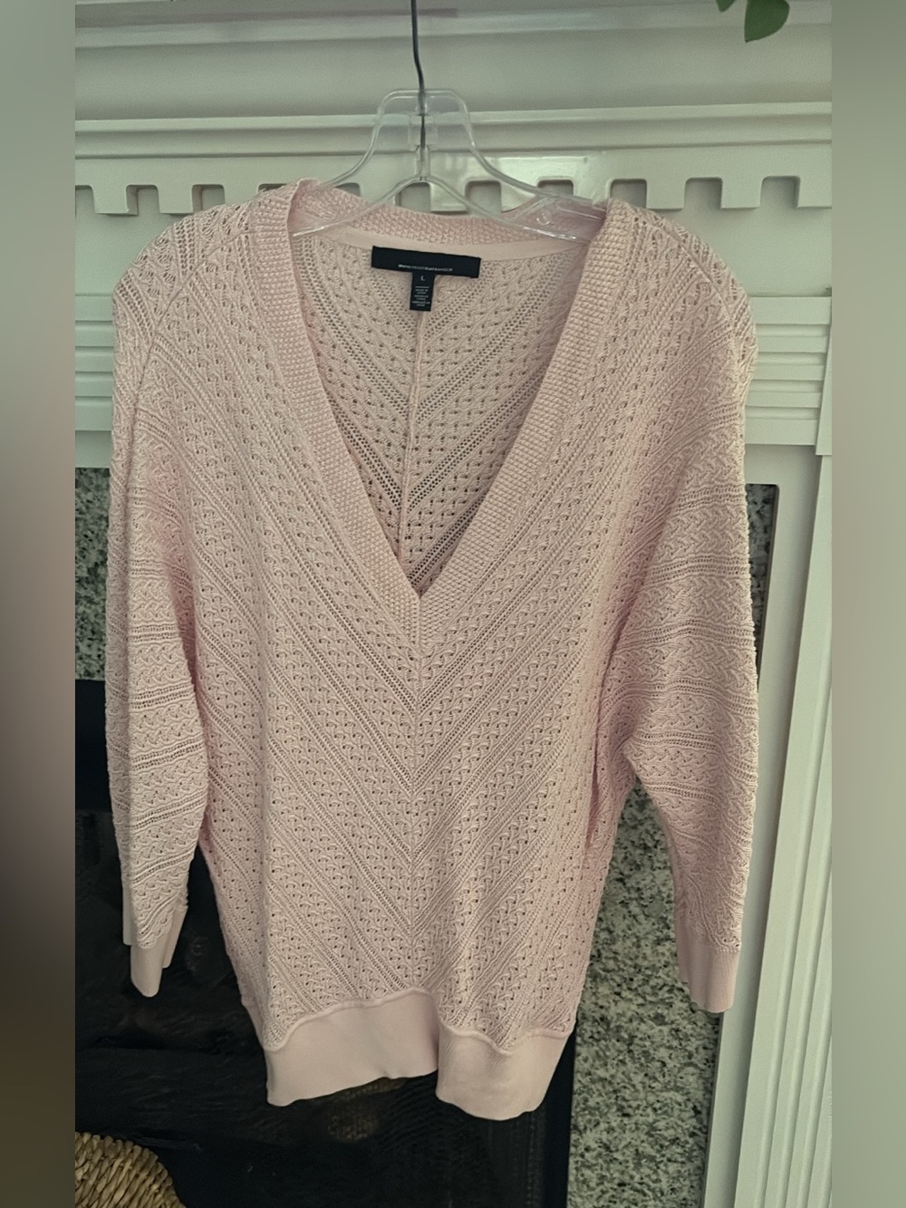 White House Black Market Pale Pink V-Neck Knit Sweater